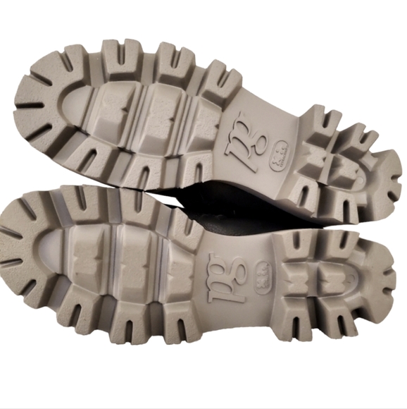 Paul Green Fluff Lined Boots - Picture 7 of 10